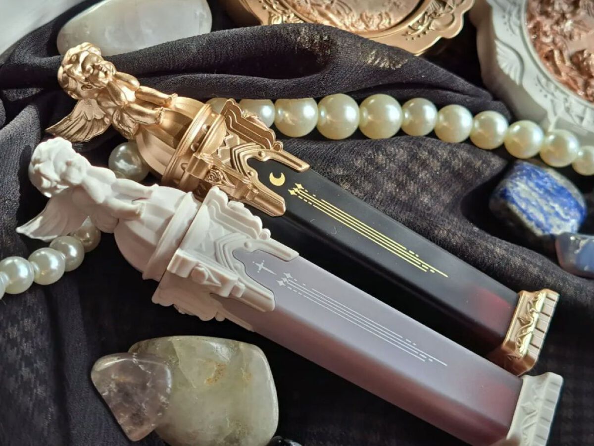 リトルエンジェルフェザーマットリップ W03 セイヴィアーエンジェル/FlowerKnows/口紅を使ったクチコミ（1枚目）