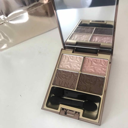 グレイスコントラスティングアイズ/LUNASOL/アイシャドウパレットを使ったクチコミ(1枚目)