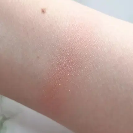 Dior Beauty Lovers on LIPS 「ひと塗りでナチュラルな血色と輝きを頬に与える「ディオールスキン..」(9枚目)