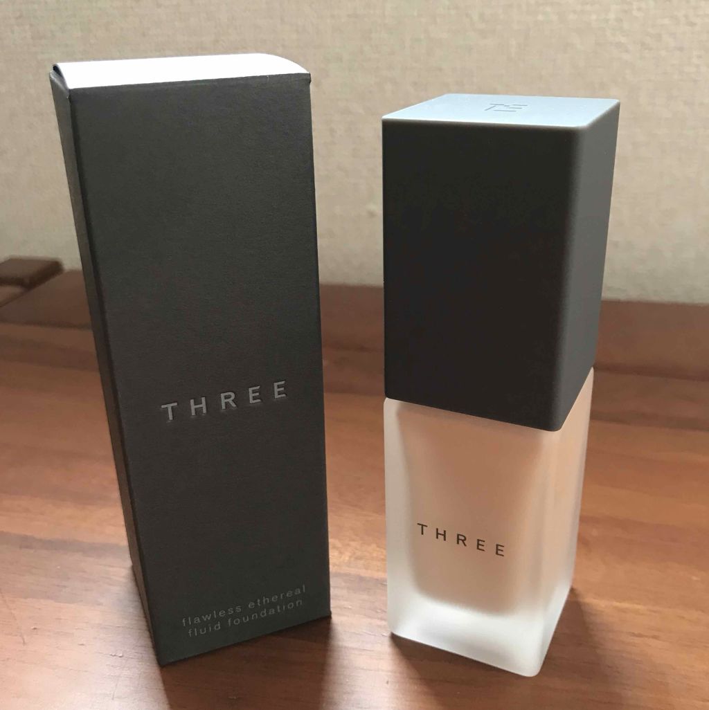 フローレスエシリアル フルイド ファンデーション/THREE/リキッドファンデーションを使ったクチコミ（1枚目）