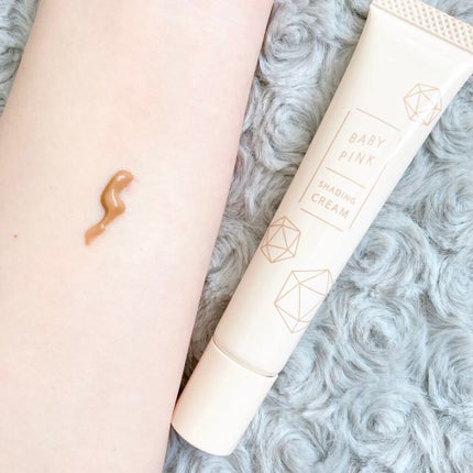 ベビーピンク 立体感クリームのクチコミ「BABY PINK 立体感クリーム
〈部分用フェイスカラー〉
15g  1320円(税込)
.....」(3枚目)