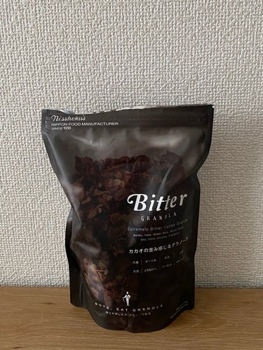 

・日食のビターグラノーラです‪𓂃 𓈒𓏸


・4個入りで1362円でした！


・Amazonで購入しました！


・思ってたより1袋の量が大きくて
びっくりしました！😂


・ビターなチョコレート