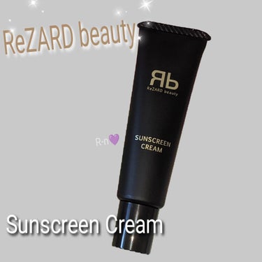 大人気youtuberのヒカルさんプロデュースReZARD beauty
からSUNSCREEN CREAMが発売されて気になって購入しちゃいましたぁ🥰

ReZARD beauty

SUNSCREE