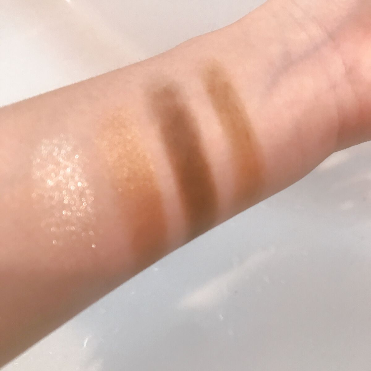 わんだふるアイカラー 01 しばブラウン（ベージュ系）/KIREI FACTORY/アイシャドウパレットを使ったクチコミ（3枚目）