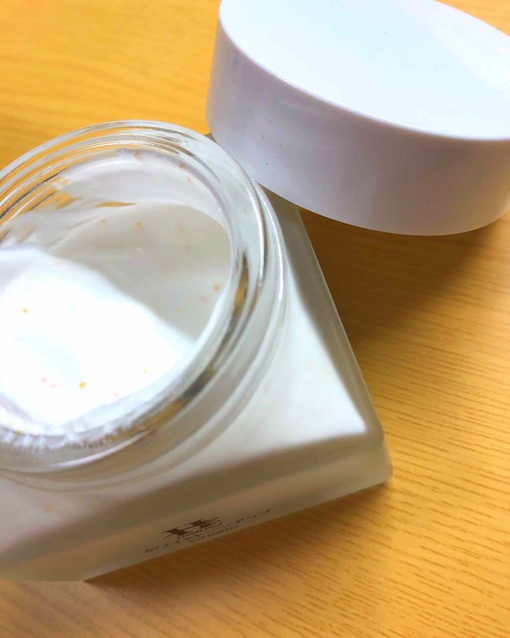 ミルキーホワイト クリーム/ハイジドルフ/化粧下地を使ったクチコミ(3枚目)