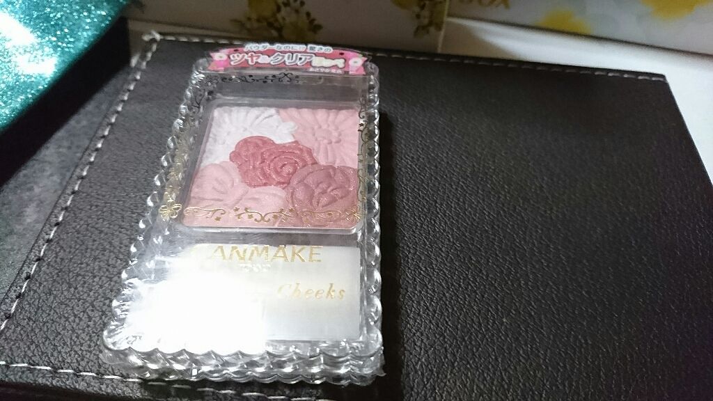 グロウフルールチークス/キャンメイク/パウダーチークを使ったクチコミ(1枚目)