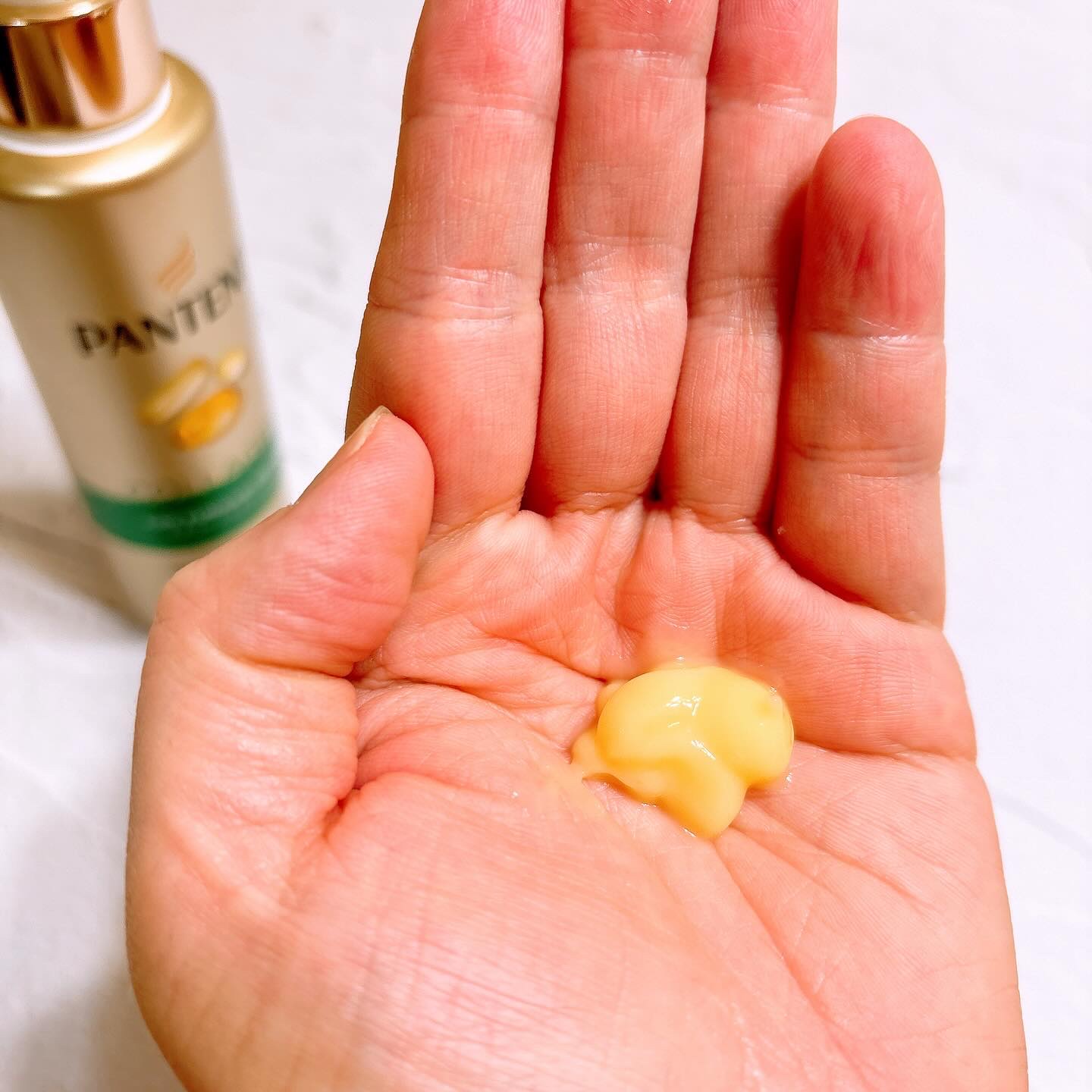 エアリーふんわりリペア インテンシブ ヴィタミルク 洗い流さないトリートメント 125ml/パンテーン/アウトバストリートメントを使ったクチコミ（3枚目）