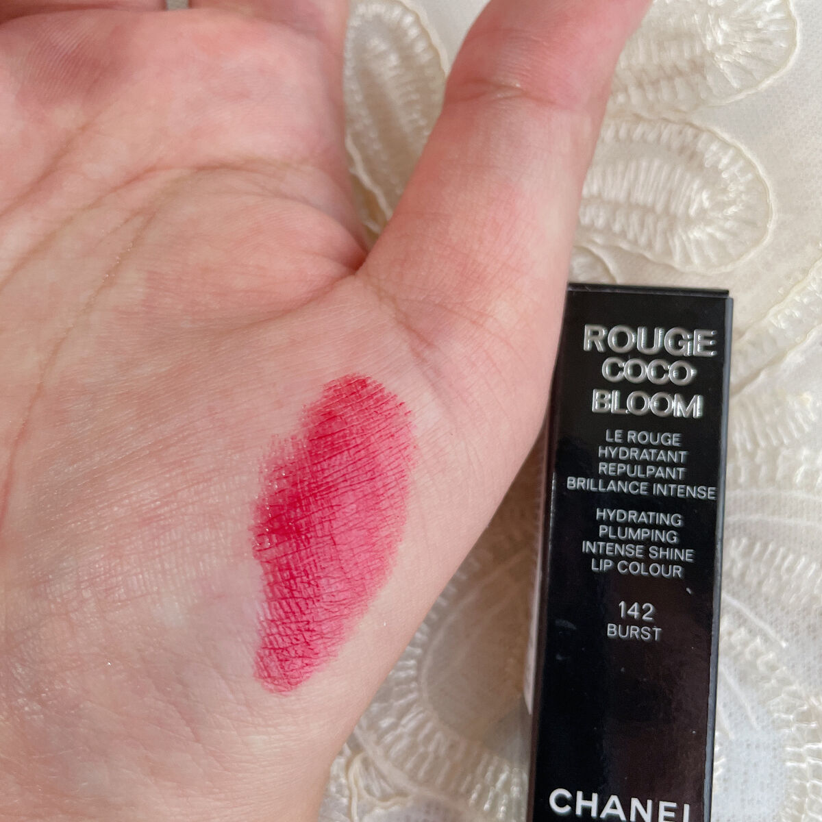ルージュ ココ ブルーム  142 バースト/CHANEL/口紅を使ったクチコミ（2枚目）