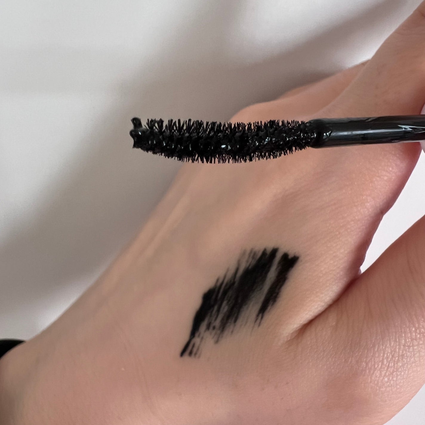 ブラックラッシュブースターセラム/ENTROPY/まつげ美容液を使ったクチコミ(3枚目)