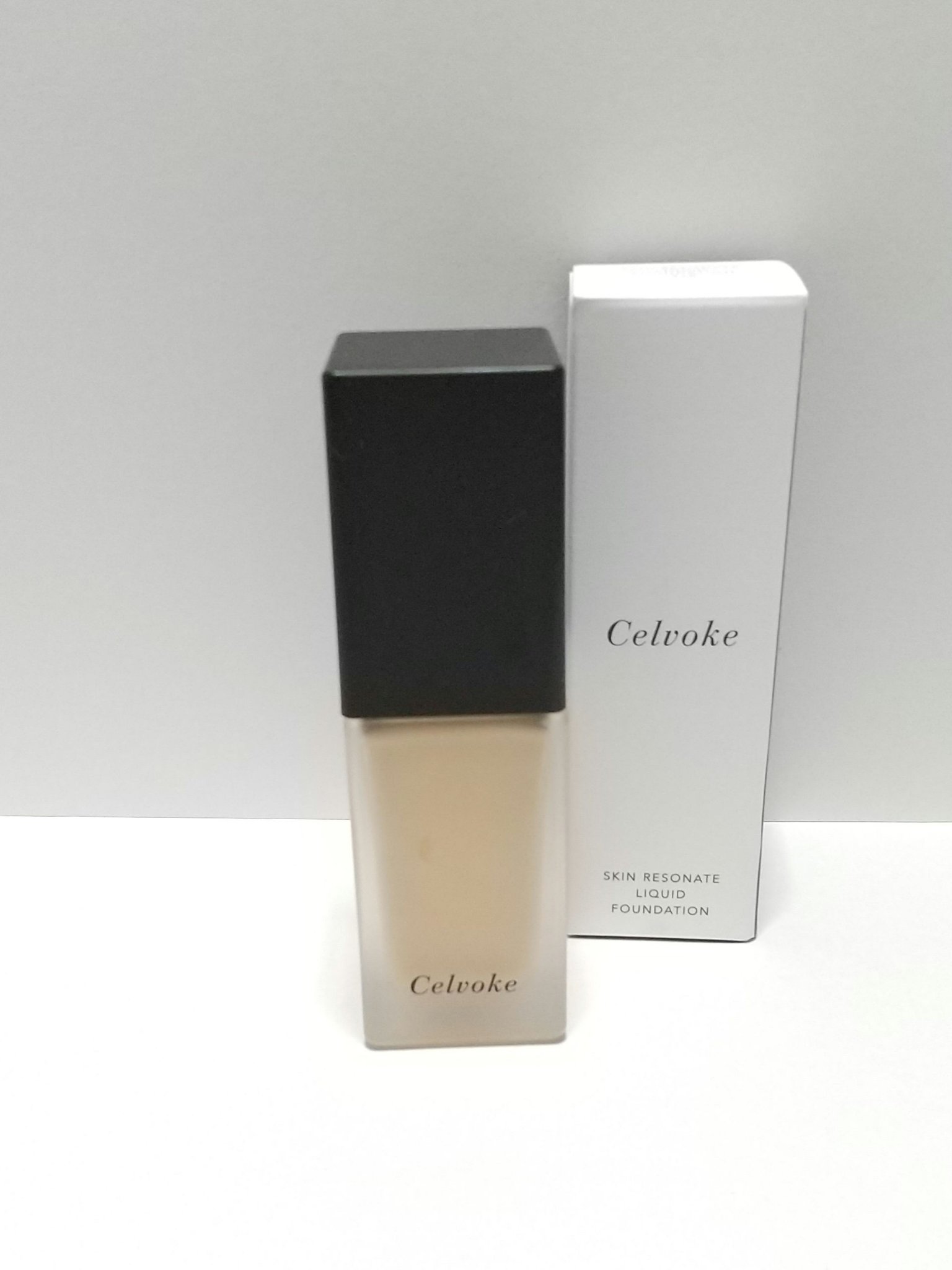 スキンレゾネート リキッドファンデーション/Celvoke/リキッドファンデーションを使ったクチコミ（1枚目）