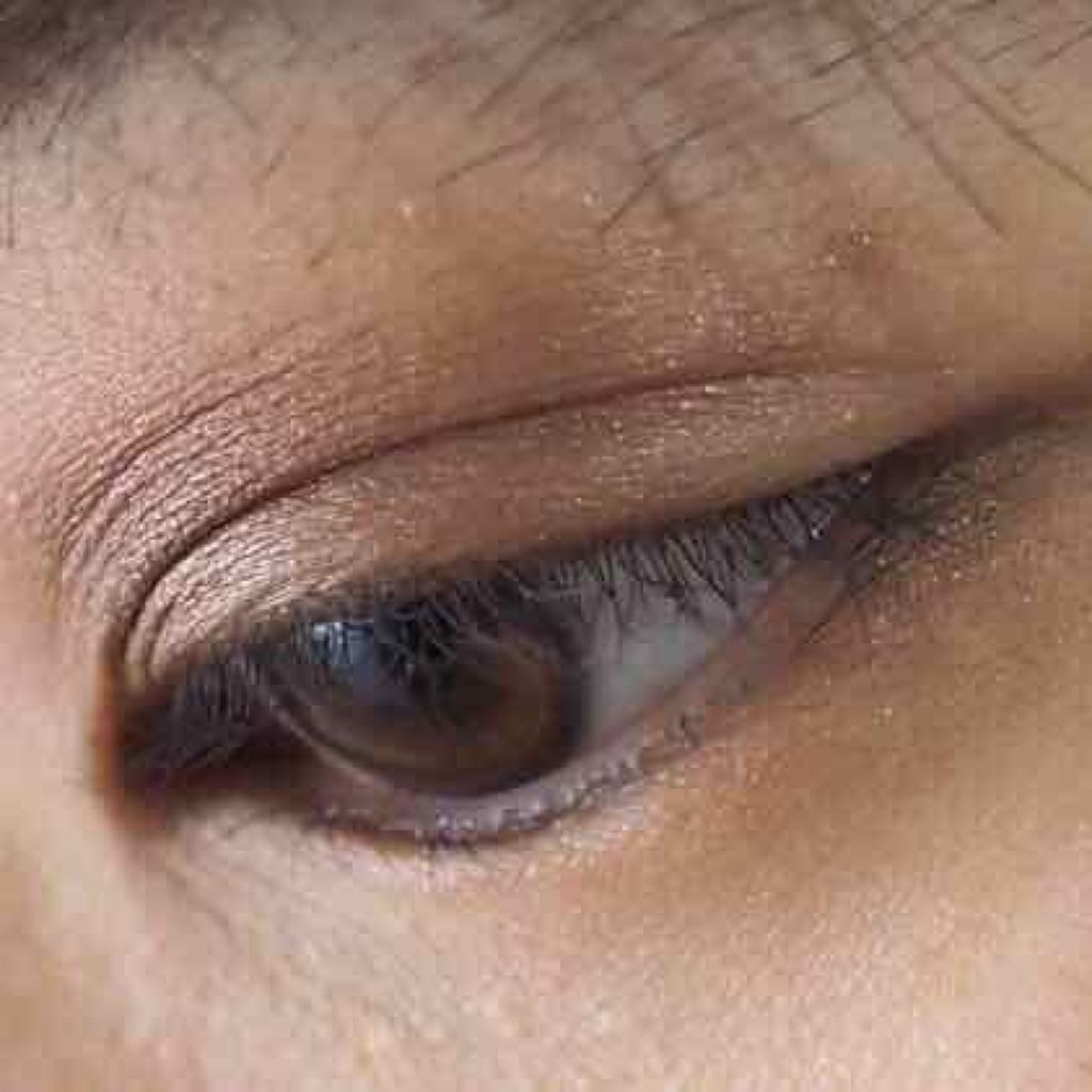 ヴィセ アヴァン シングルアイカラー/Visée/単色アイシャドウを使ったクチコミ(3枚目)