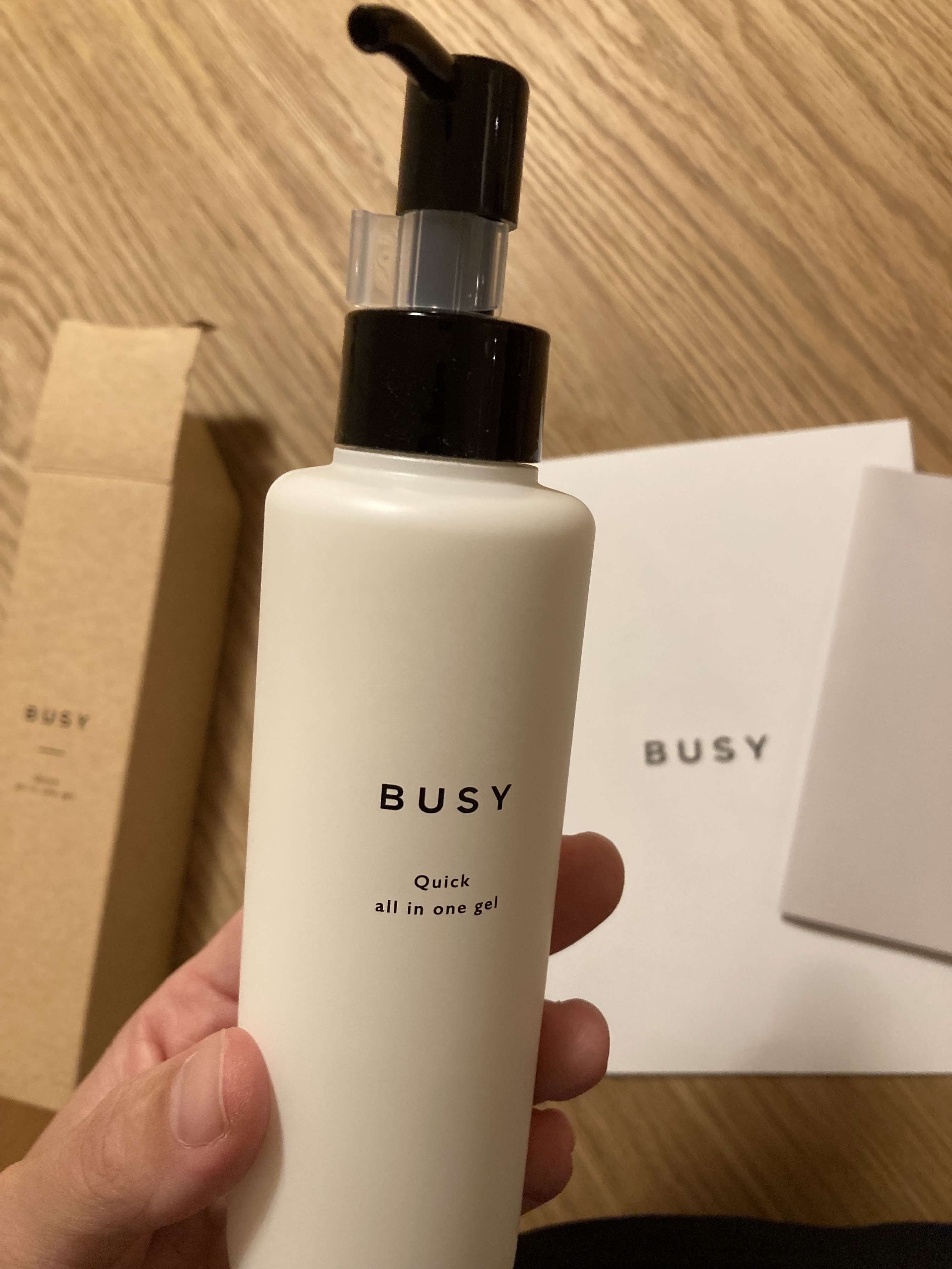 ビジー クイック オールインワンジェル/BUSY/オールインワン化粧品を使ったクチコミ（1枚目）