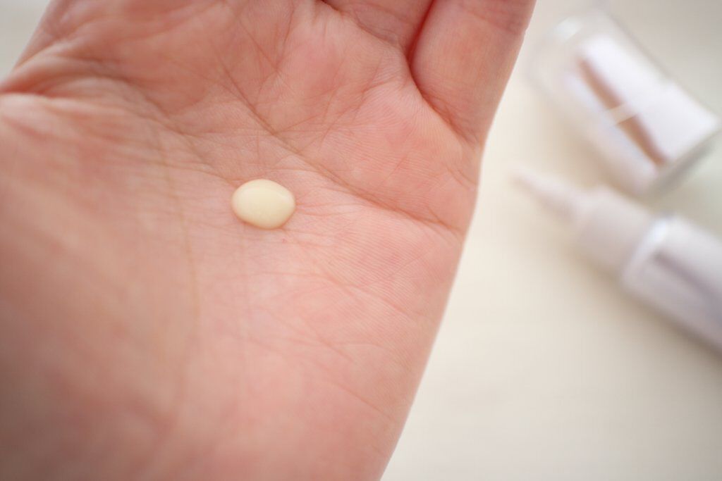 エリクシール ホワイト スポットクリアセラム WT/エリクシール/美容液を使ったクチコミ（3枚目）