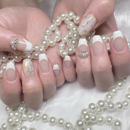 kanna on LIPS 「・・・𝐹𝓇𝑒𝓃𝒸𝒽×𝒯𝓊𝓁𝒾𝓅🌷💍✨セレモニーシーズンに合わせ..」(3枚目)