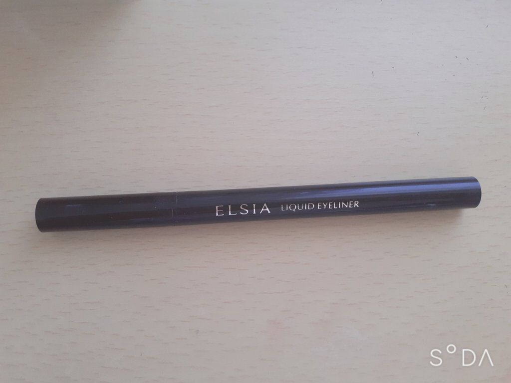 プラチナム リキッド アイライナー/エルシア/リキッドアイライナーを使ったクチコミ(4枚目)