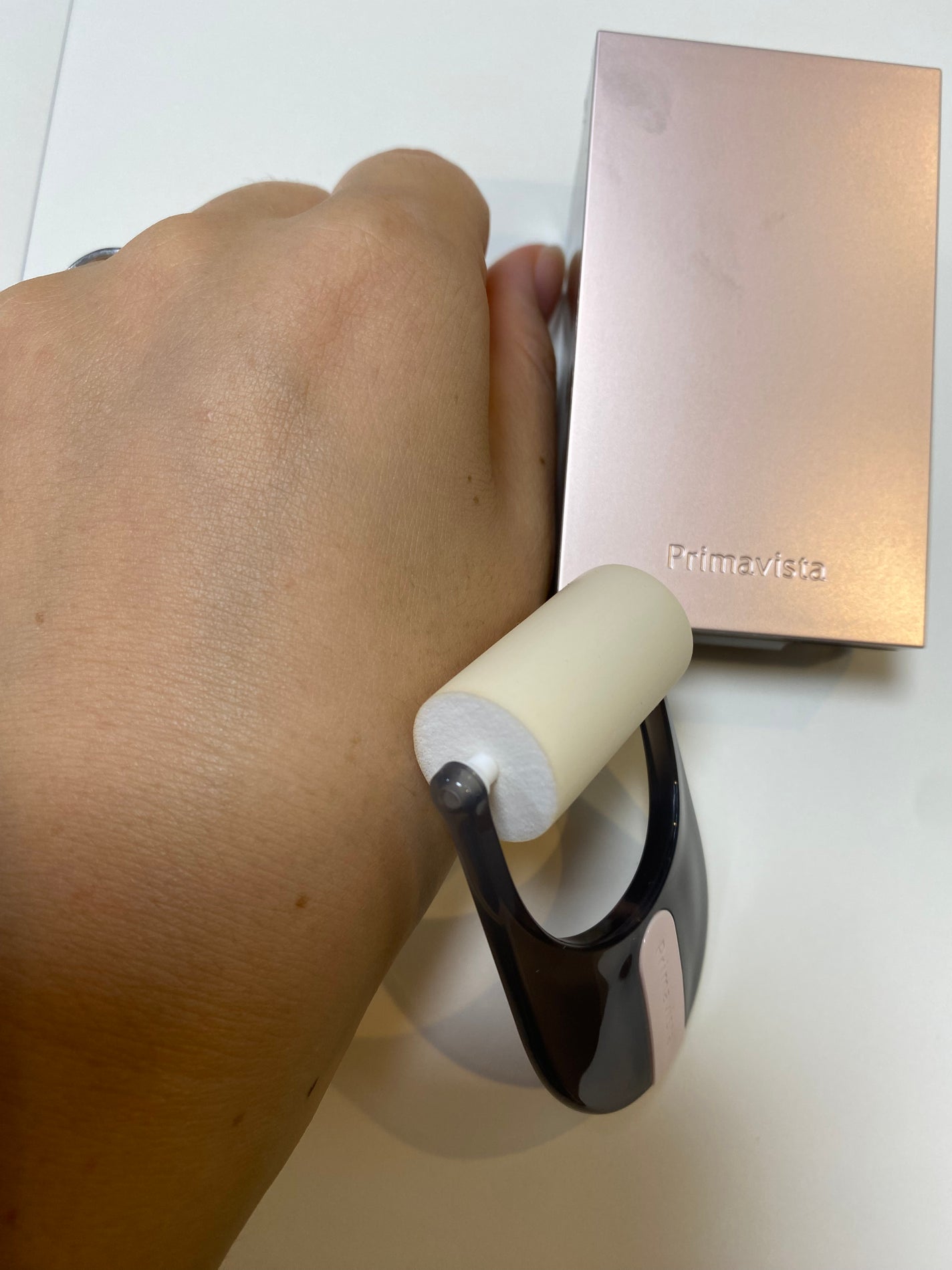 プリマヴィスタ デイトリートメントバーム 〈ローラータイプ〉/プリマヴィスタ/その他ファンデーションを使ったクチコミ(5枚目)