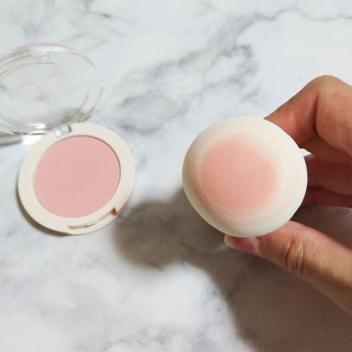 ベアブラッシャー パフ付き/フォレンコス/パウダーチークを使ったクチコミ(4枚目)