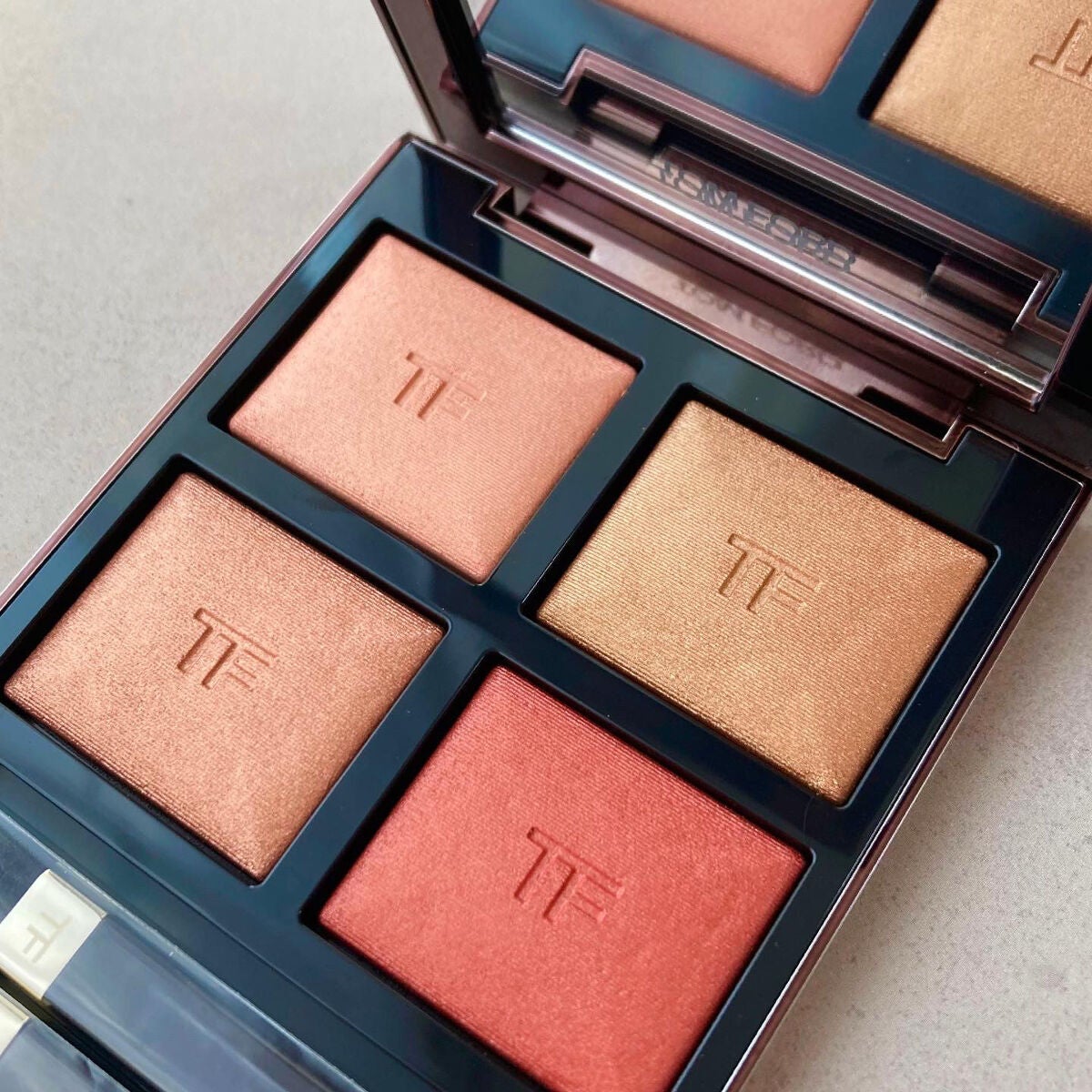 アイ カラー クォード/TOM FORD BEAUTY/アイシャドウパレットを使ったクチコミ(2枚目)