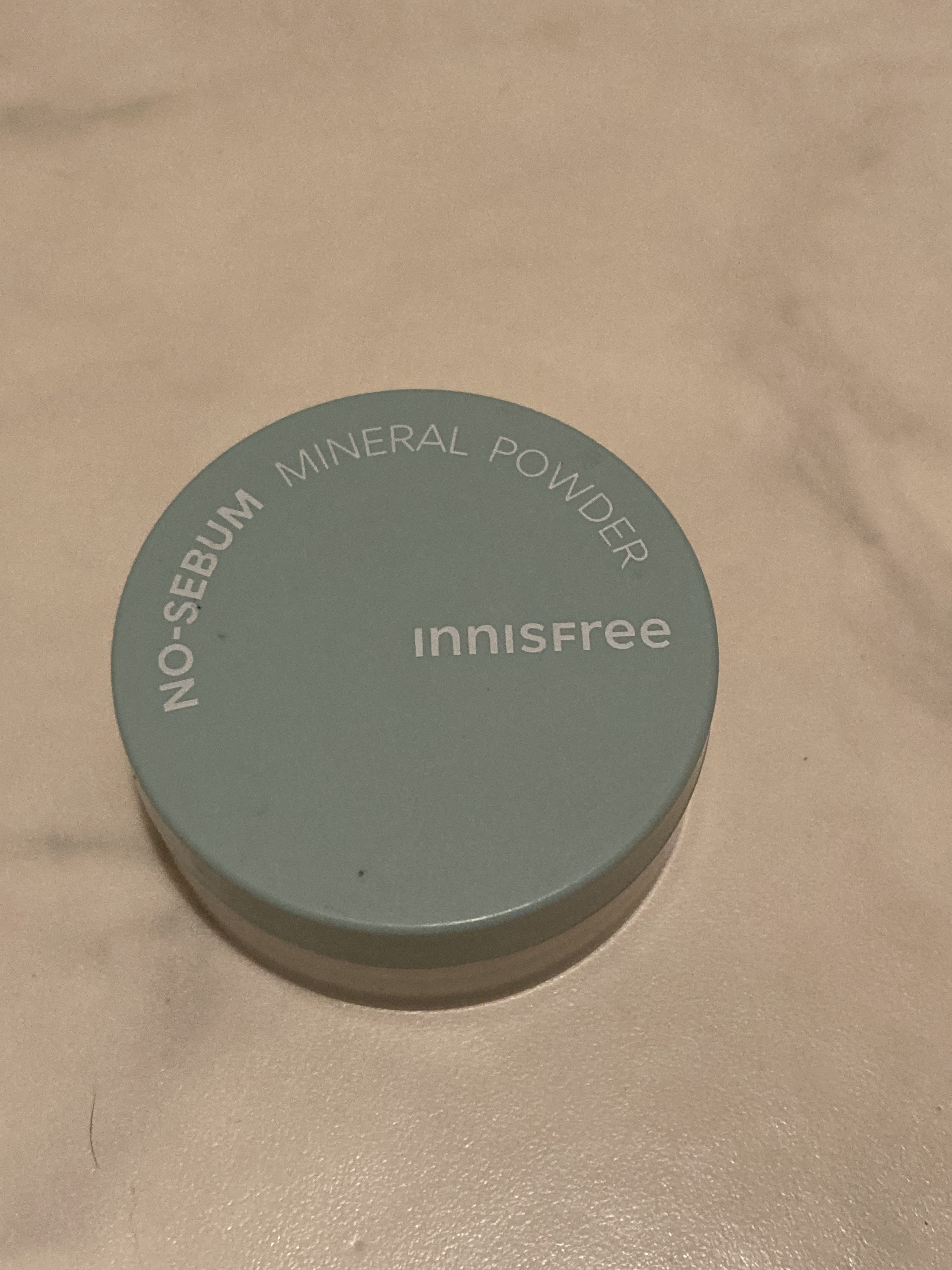 innisfree ノーセバム　ミネラルパウダー　Nのクチコミ「イニスフリーのパウダーって結局いいの？って悩んでる人へ！！


こんにちはーAYAMIです！今.....」（1枚目）