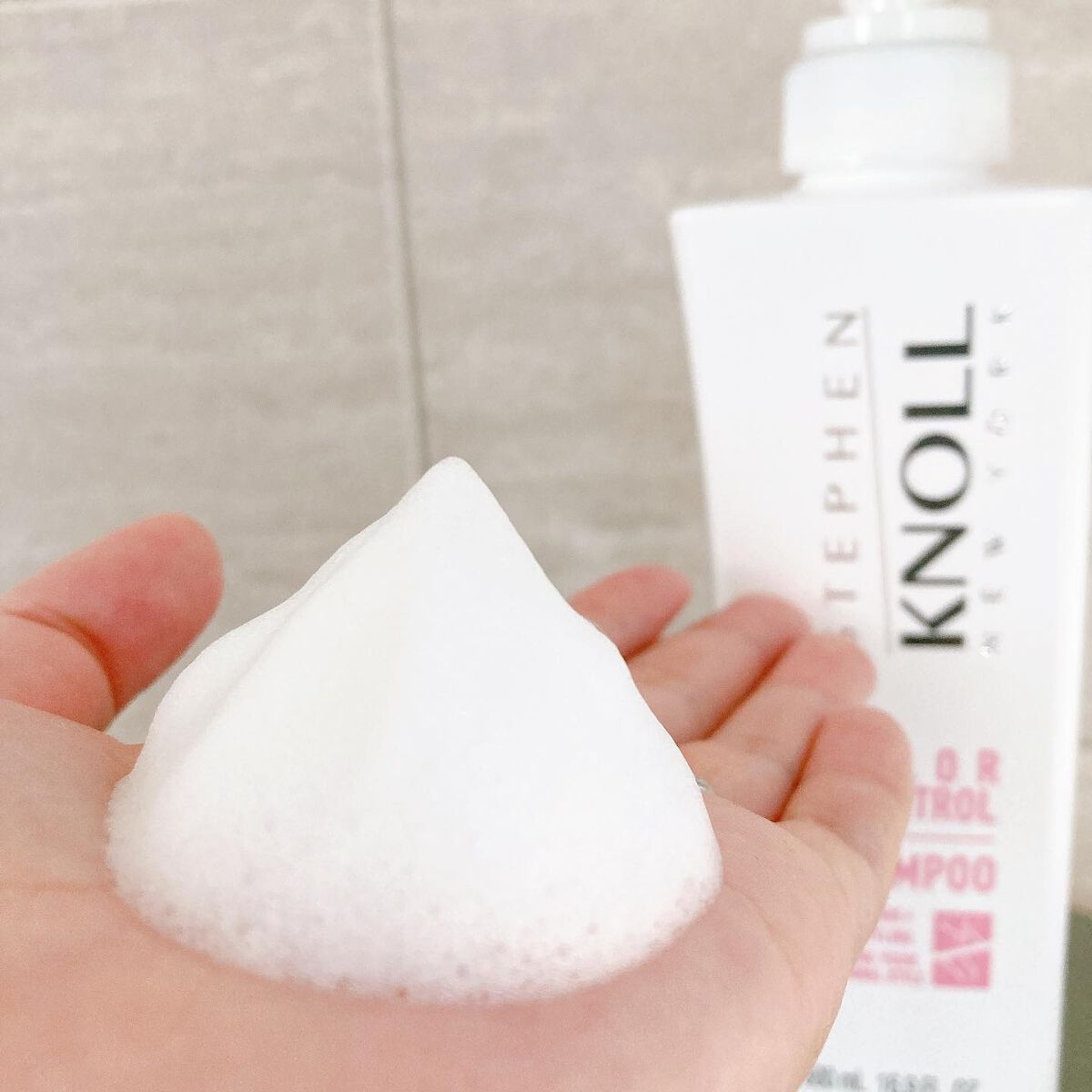 カラーコントロール シャンプー W/コンディショナー W/スティーブンノル ニューヨーク/市販シャンプーを使ったクチコミ(4枚目)