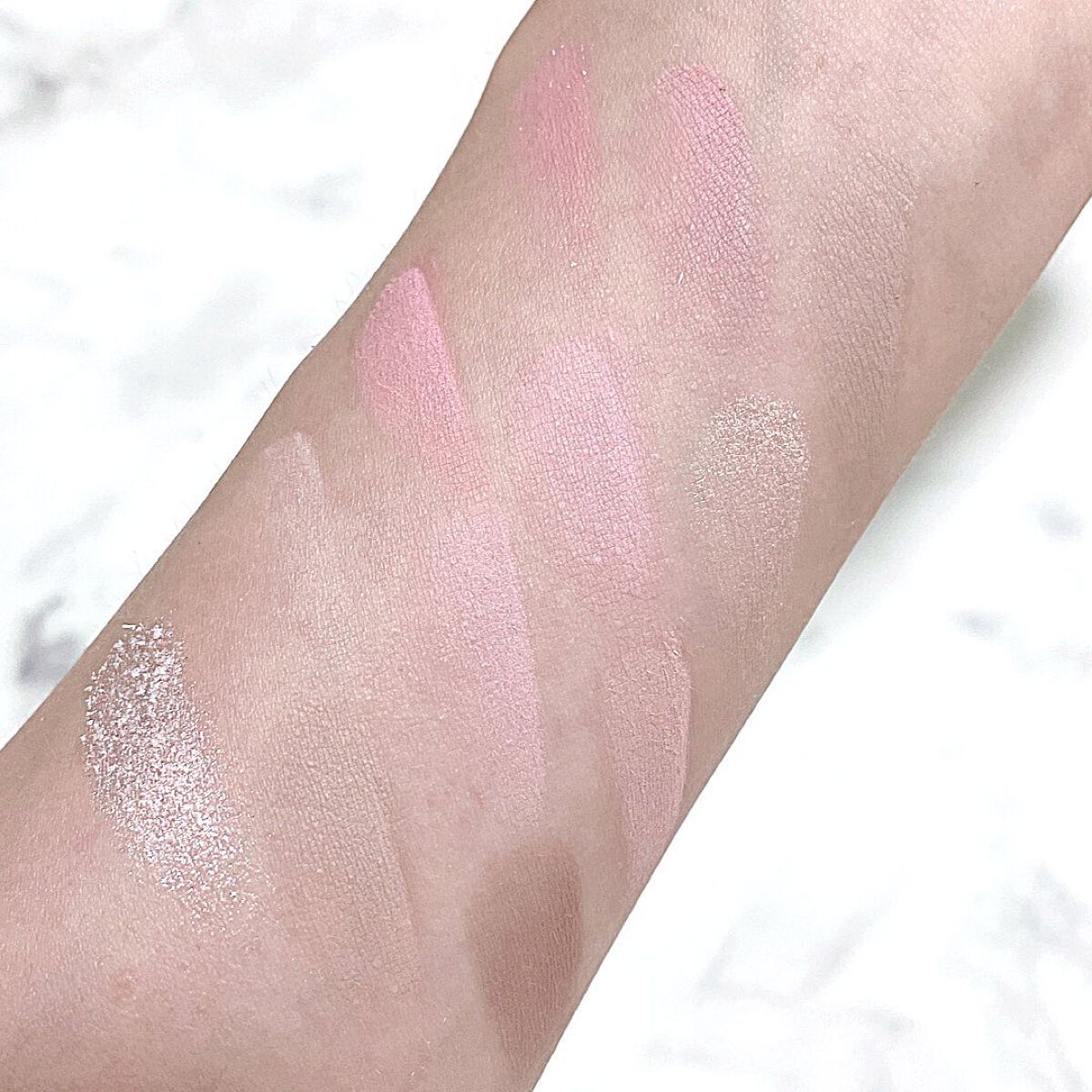 ソフトブラーリングアイパレット/wakemake/アイシャドウパレットを使ったクチコミ(3枚目)