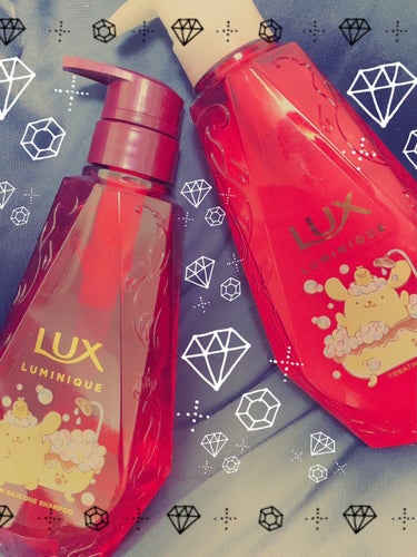 LUX
ルミニーク ダメージリペア シャンプー／トリートメント

ポムポムプリンのパッケージに惹かれて購入😍
ローズ&ピーチの香りですが、香りはあまり強くないです🍑
特にきしむことなく、指通りはよくなり