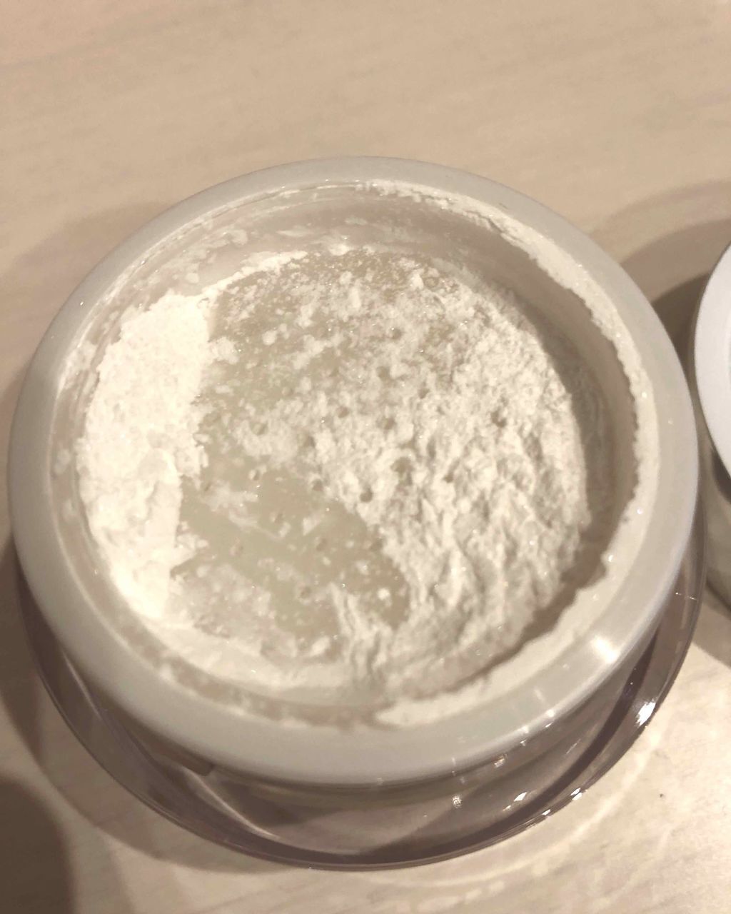 イーブン ベター ブライトニング ルース パウダーC/CLINIQUE/ルースパウダーを使ったクチコミ(2枚目)