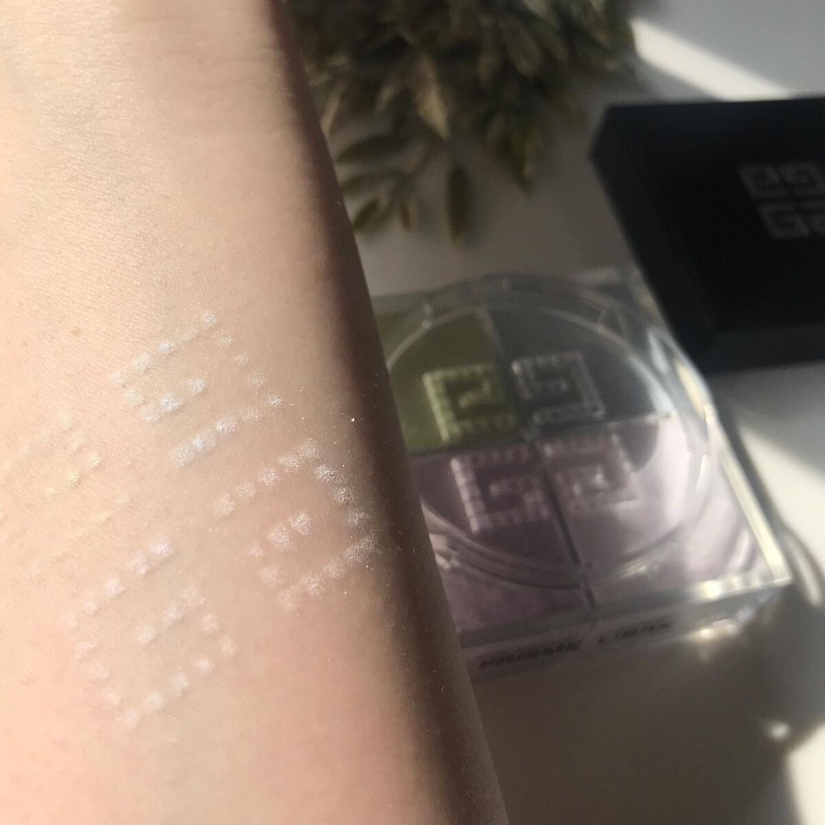 プリズム・リーブル/GIVENCHY/ルースパウダーを使ったクチコミ(5枚目)