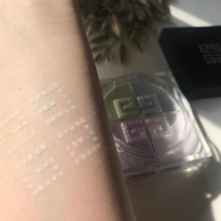 プリズム・リーブル/GIVENCHY/ルースパウダーを使ったクチコミ(5枚目)