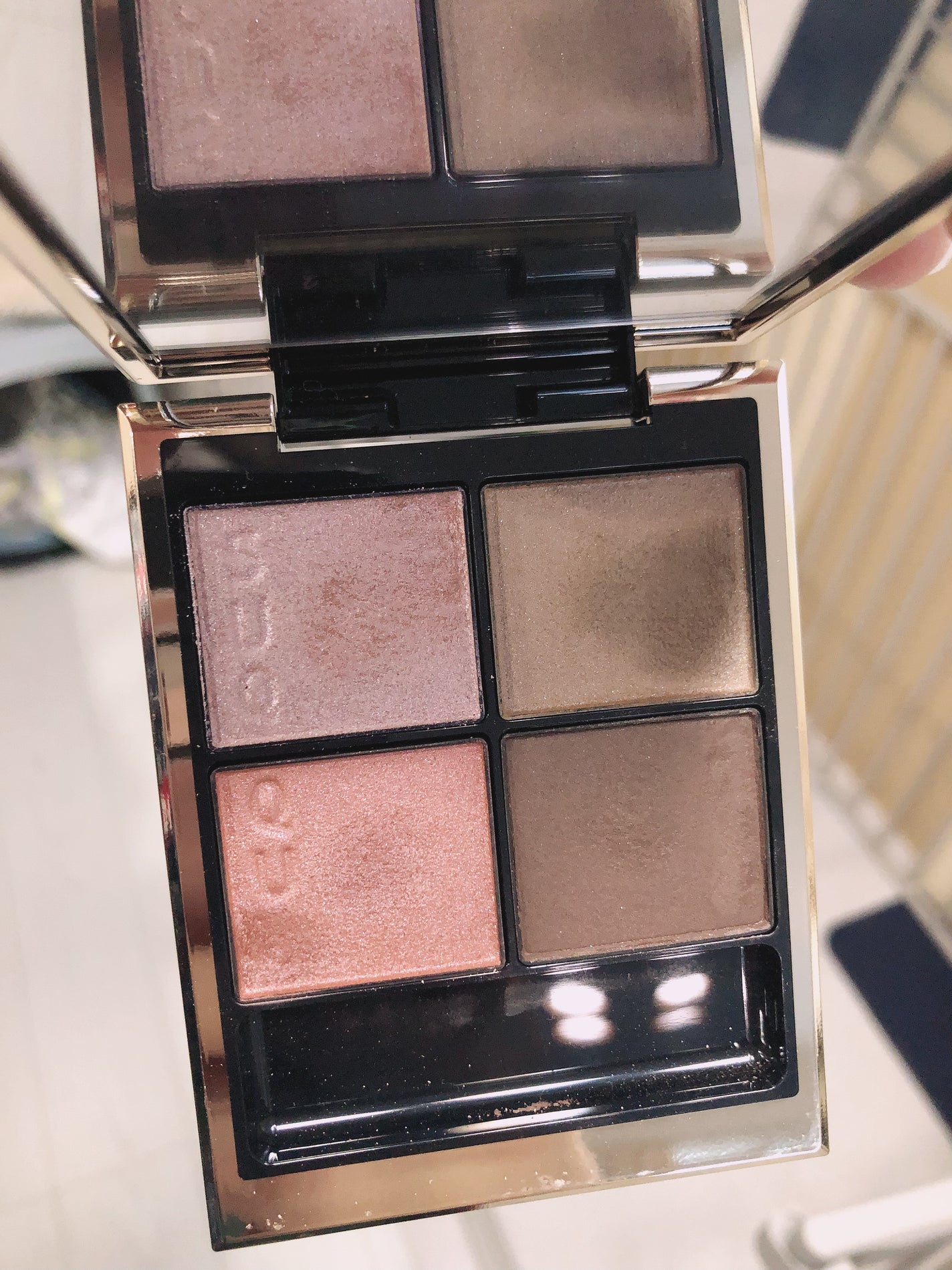 はなゆら on LIPS 「SUQQUシグネチャーカラーアイズ紅鏡グレーっぽいブラウンを基..」(1枚目)