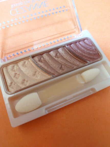 トーンアップアイシャドウ/CEZANNE/アイシャドウパレットを使ったクチコミ(2枚目)