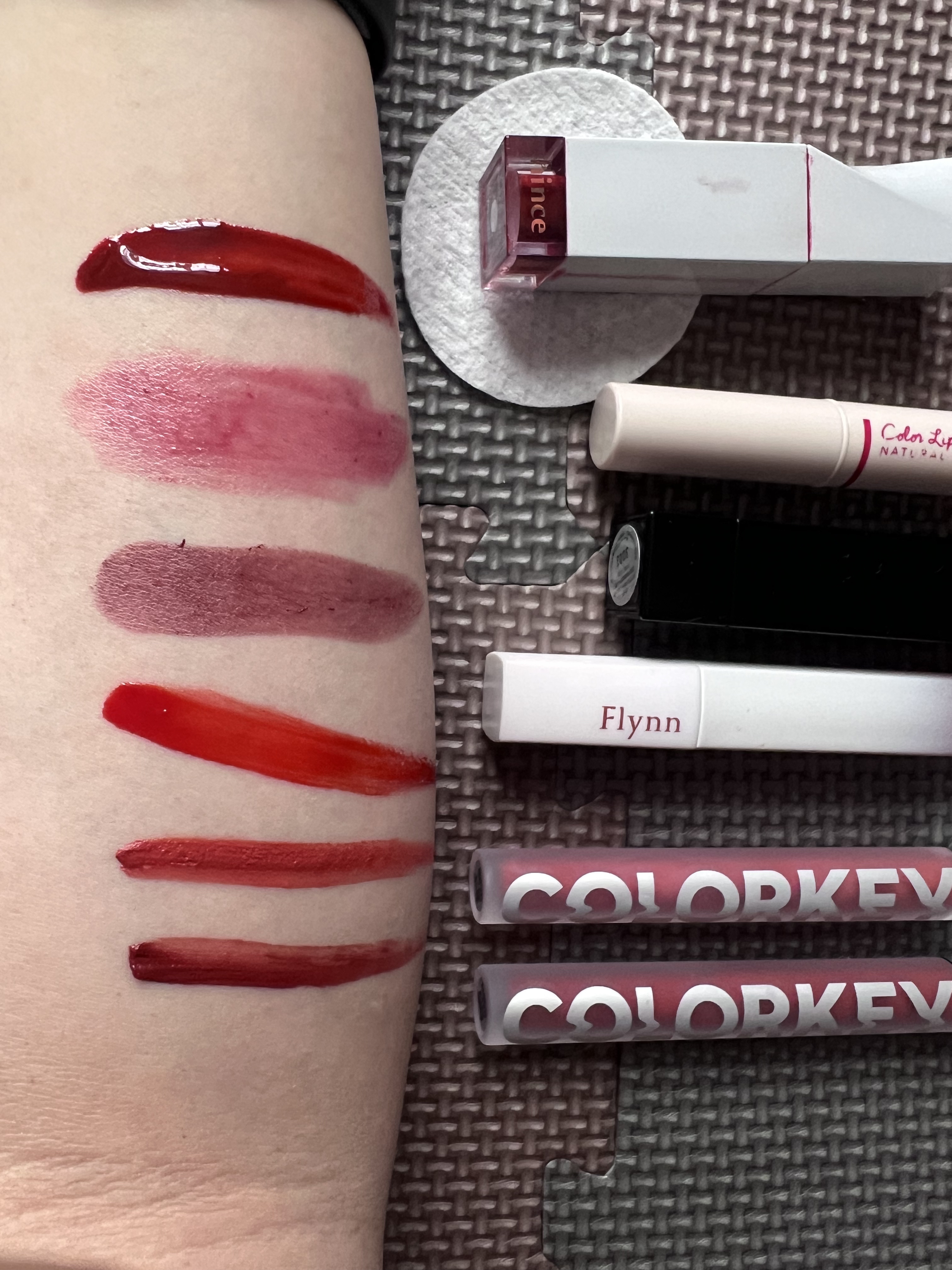 濃密うるみカラーリップ ナチュラルアロマ/DHC/リップクリームを使ったクチコミ（2枚目）