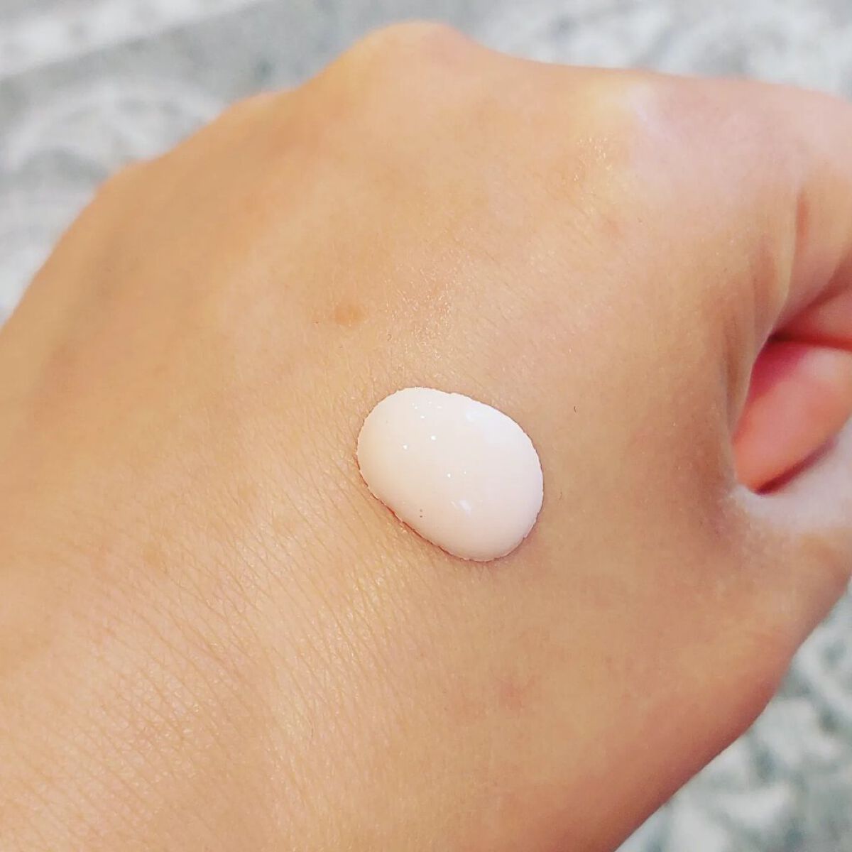 ピルソ グラシアエアフィットトーンアップサンアンプル SPF50 PA+++/feelxo/化粧下地を使ったクチコミ（3枚目）