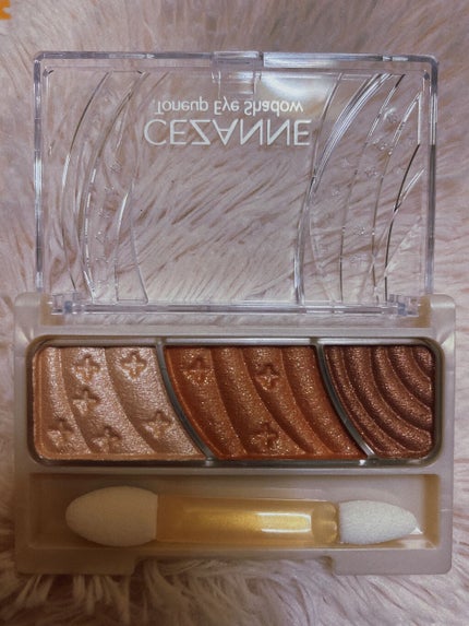 トーンアップアイシャドウ/CEZANNE/アイシャドウパレットを使ったクチコミ(6枚目)