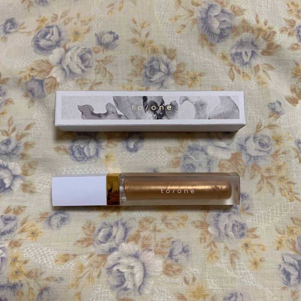 トーン ペタル エッセンス グロス/to/one/リップグロスを使ったクチコミ（1枚目）