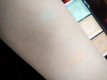 UR GLAM　CONCEALER PALETTE/U R GLAM/パレットコンシーラーを使ったクチコミ（3枚目）