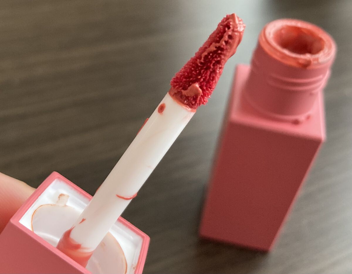 ジューシーリブティント 05 ピーチスキン/RICAFROSH/リップティントを使ったクチコミ（2枚目）