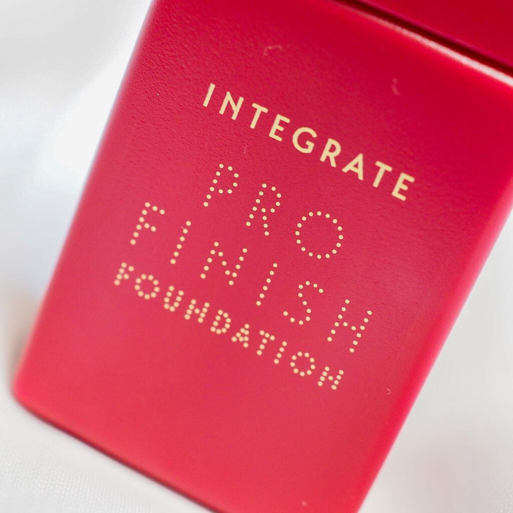 プロフィニッシュリキッド オークル10/インテグレート/リキッドファンデーションを使ったクチコミ（3枚目）