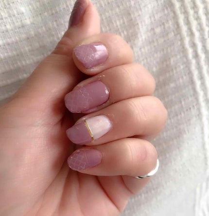 カラフルネイルズ/キャンメイク/マニキュアを使ったクチコミ(2枚目)