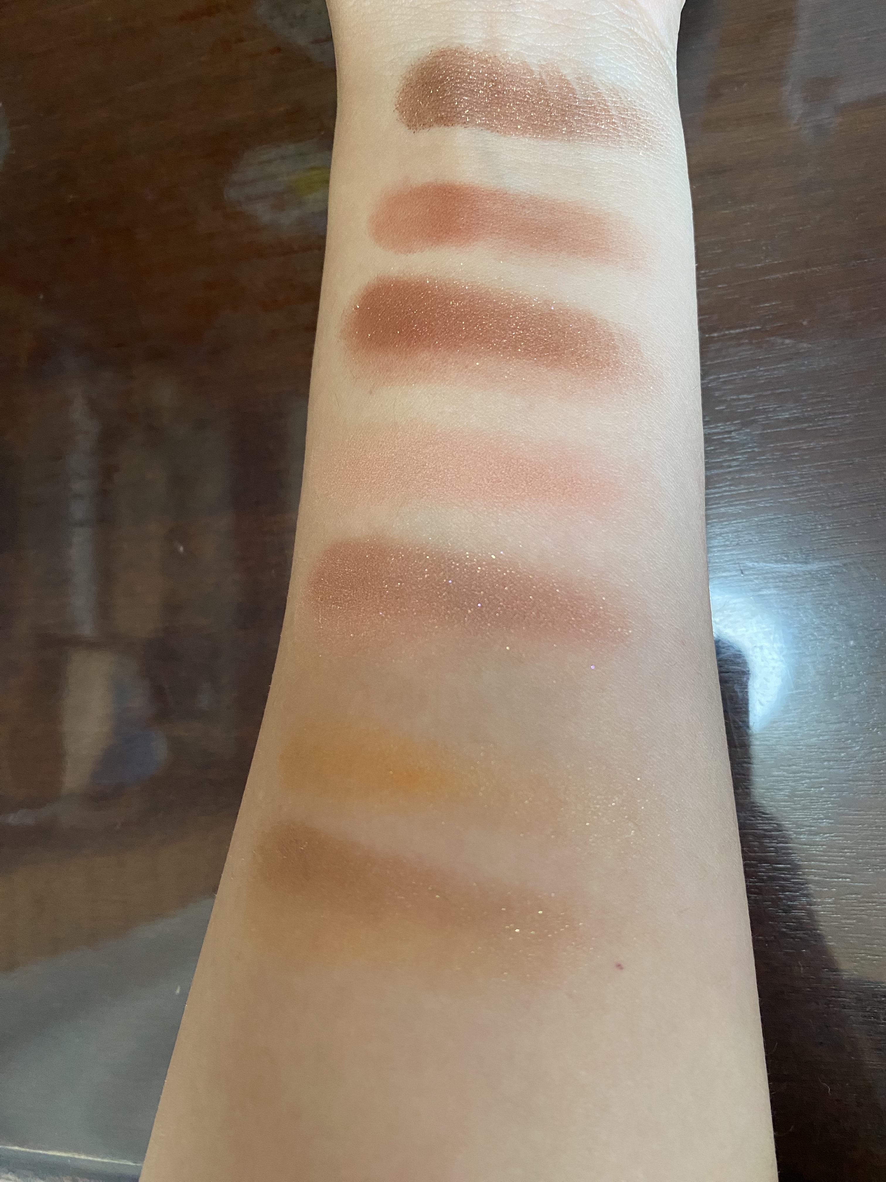 アディクション ザ アイシャドウ マット/ADDICTION/単色アイシャドウを使ったクチコミ（3枚目）