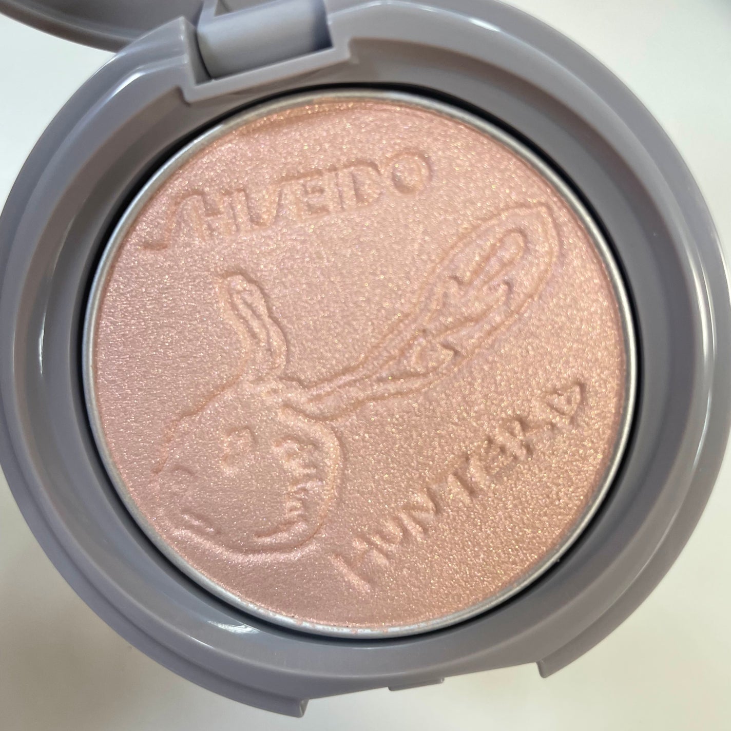 オーラデュウ プリズム イルミネーター/SHISEIDOザ・メーキャップ/プレストパウダーを使ったクチコミ(2枚目)