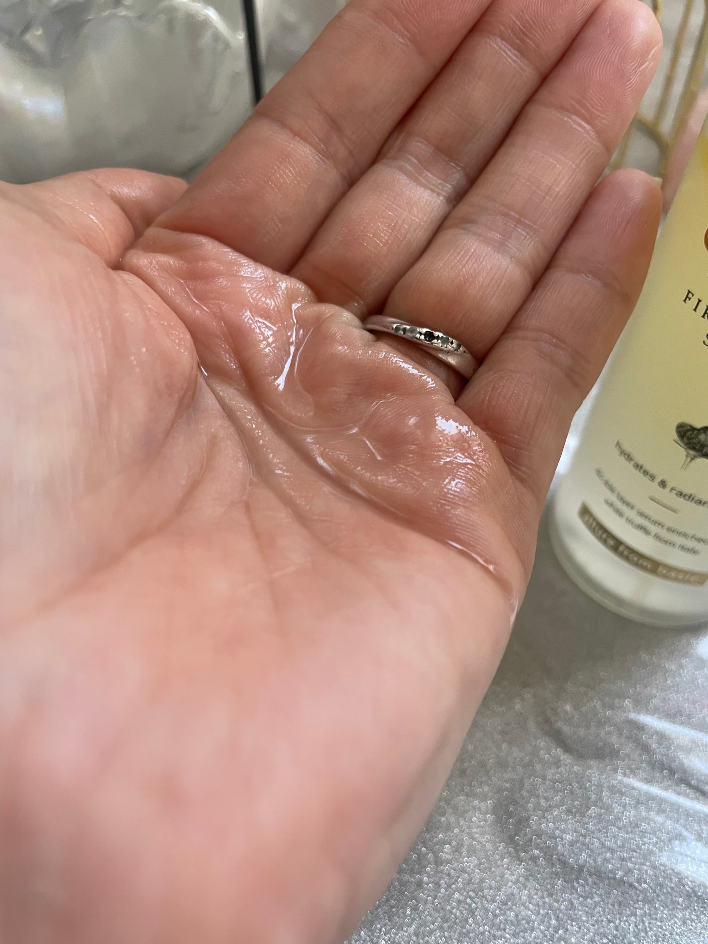 ダルバ ホワイトトリュフファーストスプレーセラム/ダルバ/ミスト状化粧水を使ったクチコミ(10枚目)