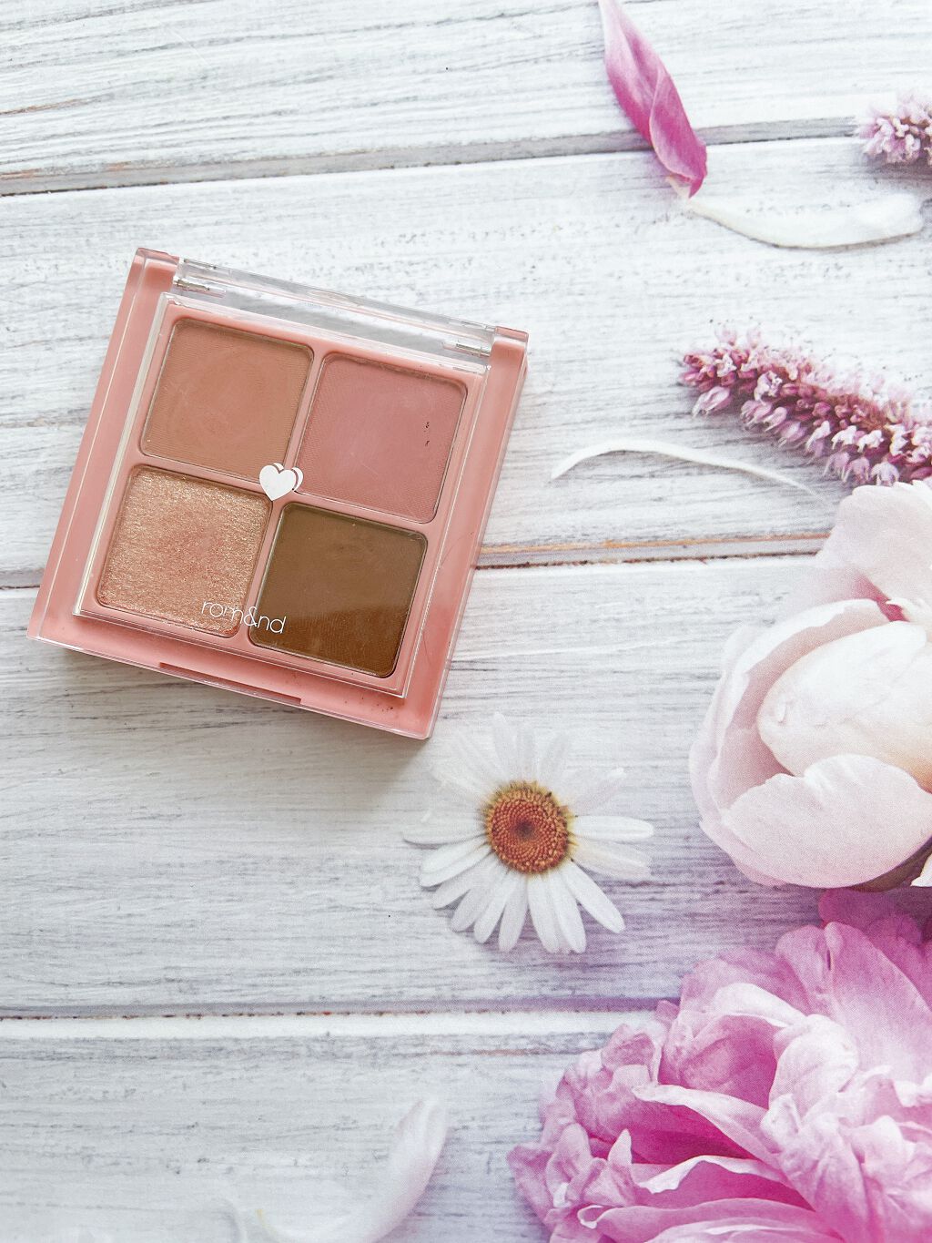 ベターザンアイズ/rom&nd/アイシャドウパレットを使ったクチコミ(1枚目)