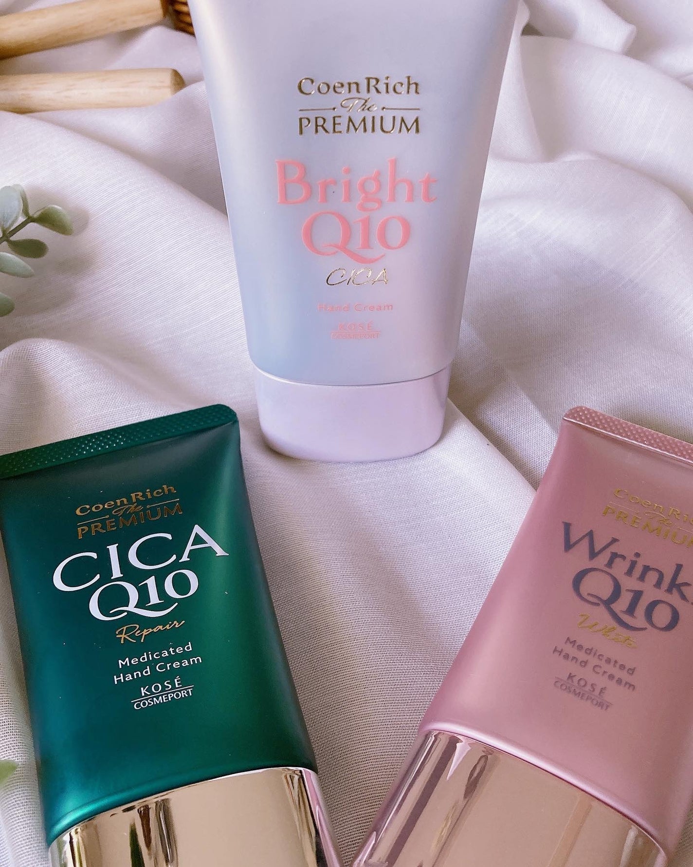 コエンリッチ ザ プレミアム ライトアップ モイストガード ハンドクリーム/コエンリッチQ10/ハンドクリームを使ったクチコミ(2枚目)