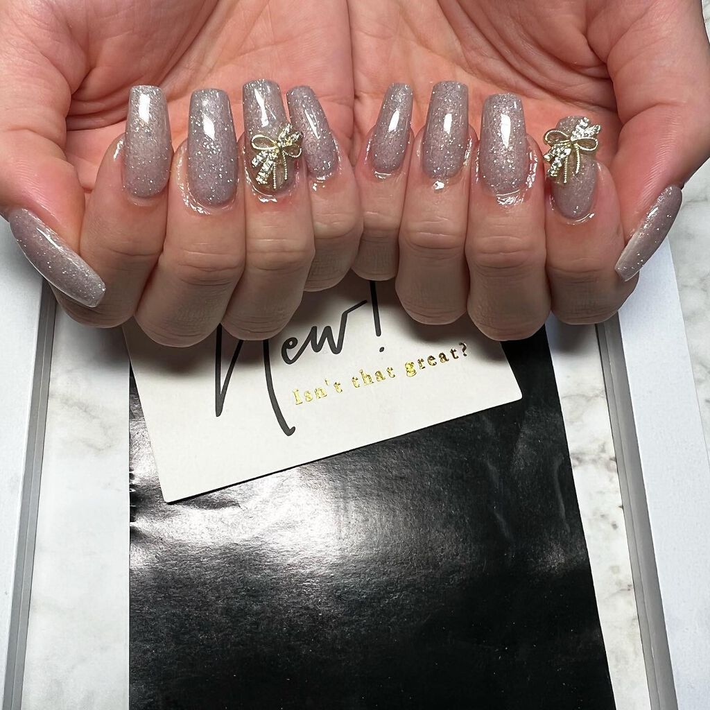 cst on LIPS 「#自爪ロング#🎀#冬ネイル#くすみカラー💅#ネイル好きな人と繋..」(3枚目)