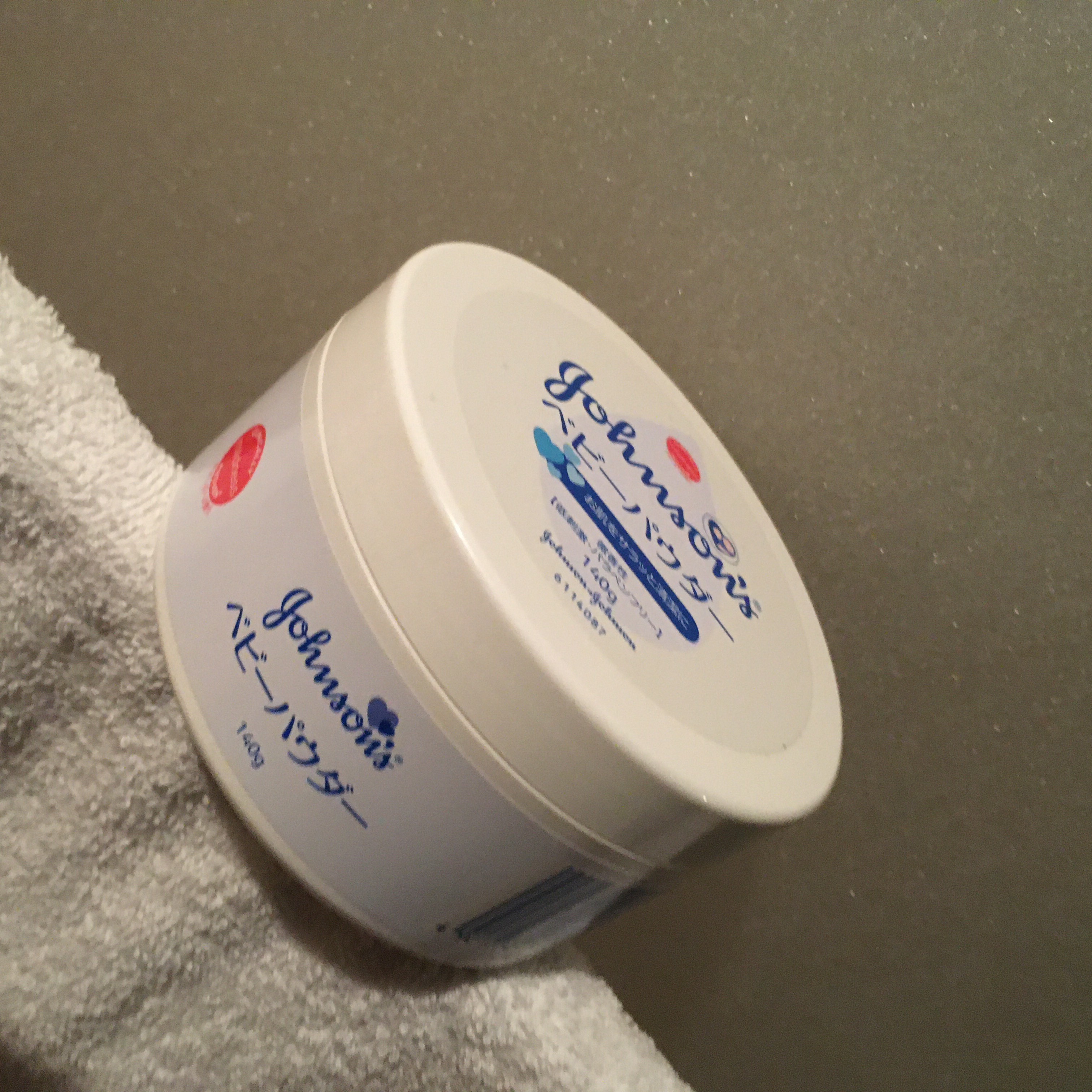 ジョンソン ベビーパウダー/ジョンソンベビー/ボディパウダーを使ったクチコミ（1枚目）