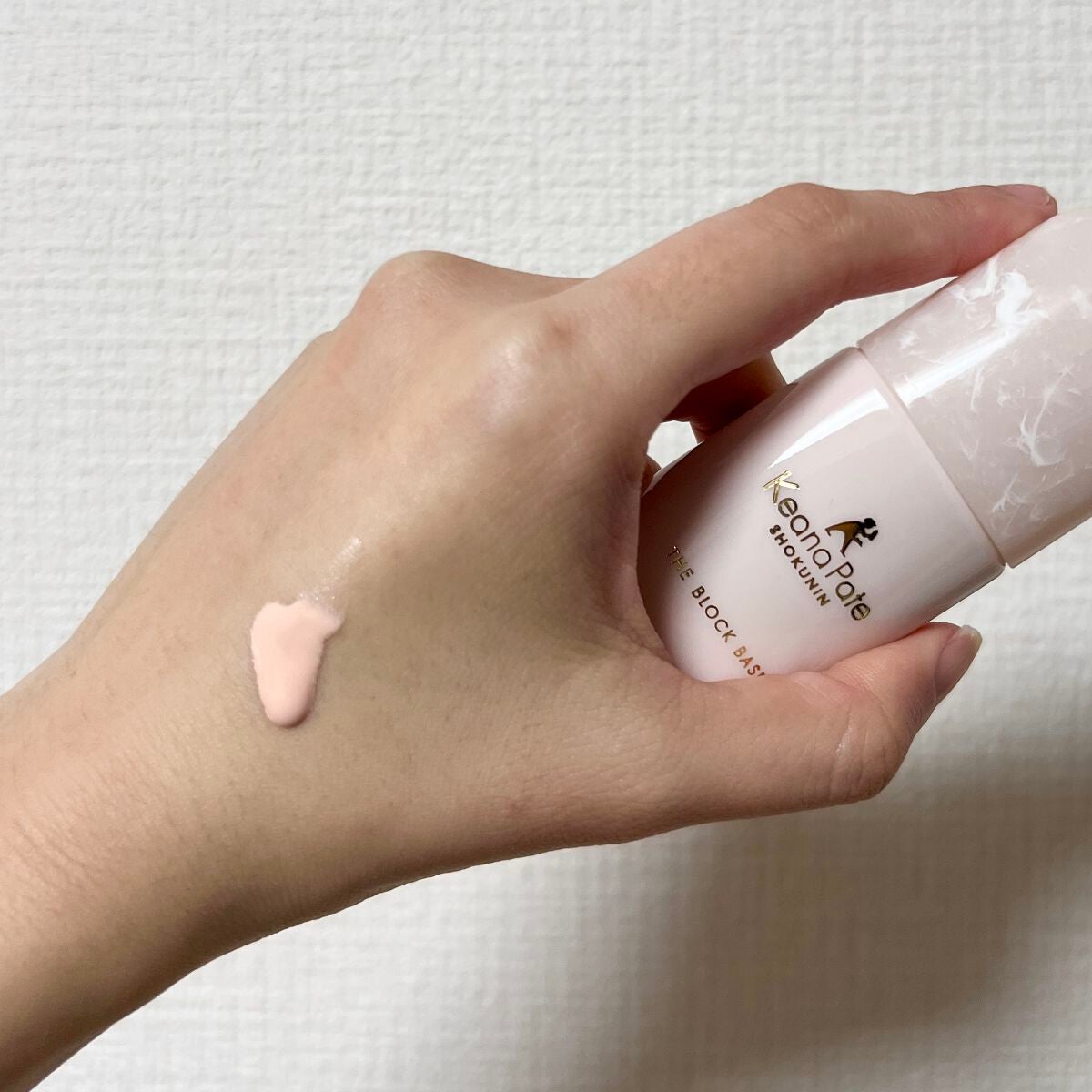 snow on LIPS 「毛穴カバーはもちろん、崩れ防止・スキンケア効果まで叶える進化し..」(2枚目)