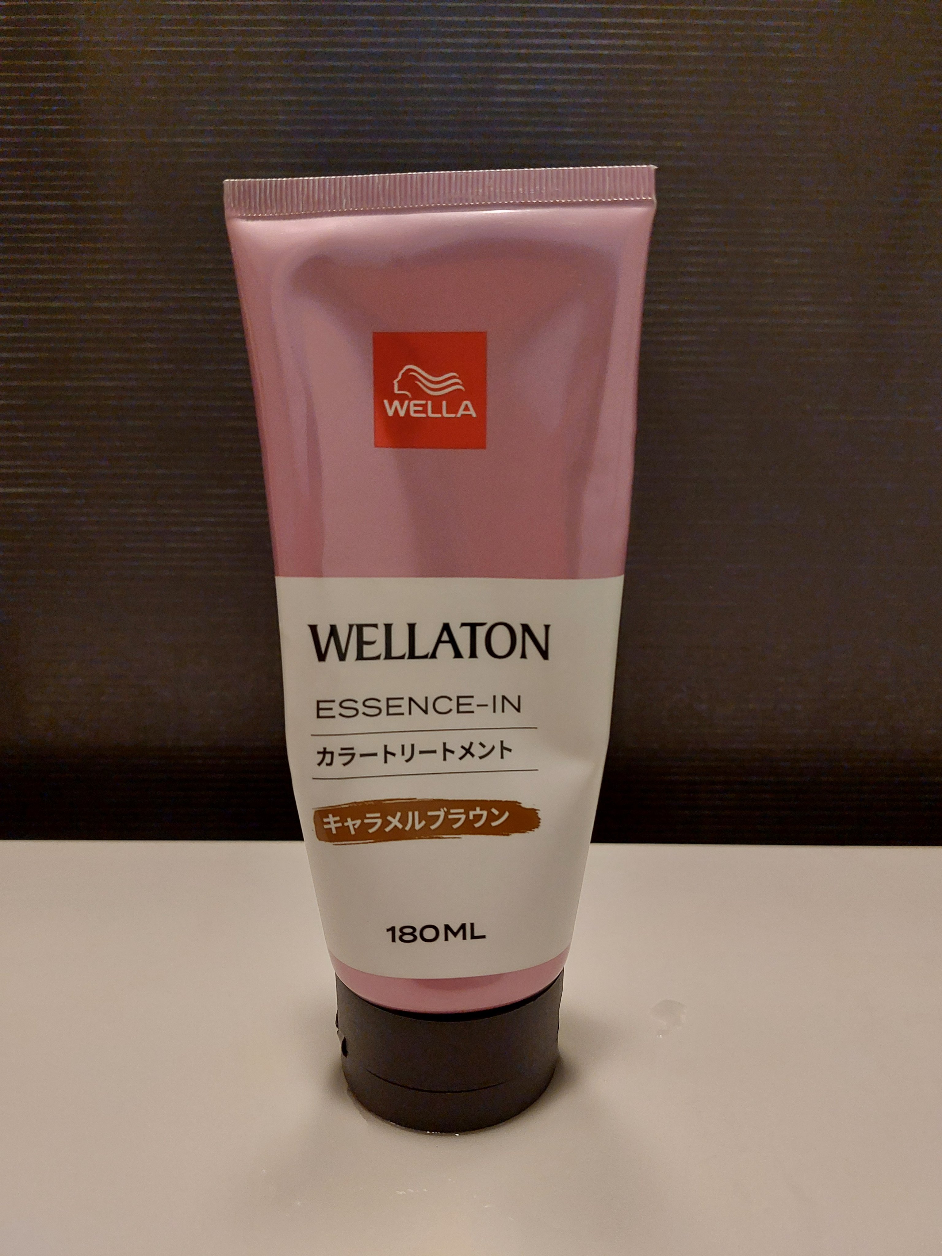 ウエラトーン エッセンスイン カラートリートメント キャラメルブラウン/ウエラ/ヘアカラーを使ったクチコミ（1枚目）