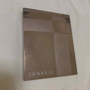 スキンモデリングアイズ/LUNASOL/アイシャドウパレットを使ったクチコミ（3枚目）