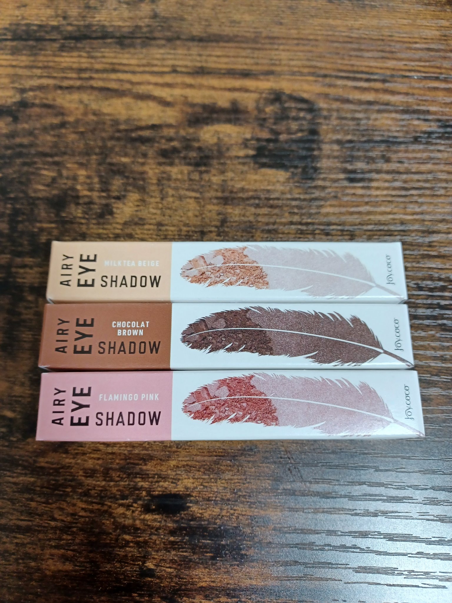 ジョイココ エアリーアイシャドウ ジョイココ エアリーアイシャドウ専用シャープナー/Joy.coco(ジョイココ)/単色アイシャドウを使ったクチコミ（1枚目）